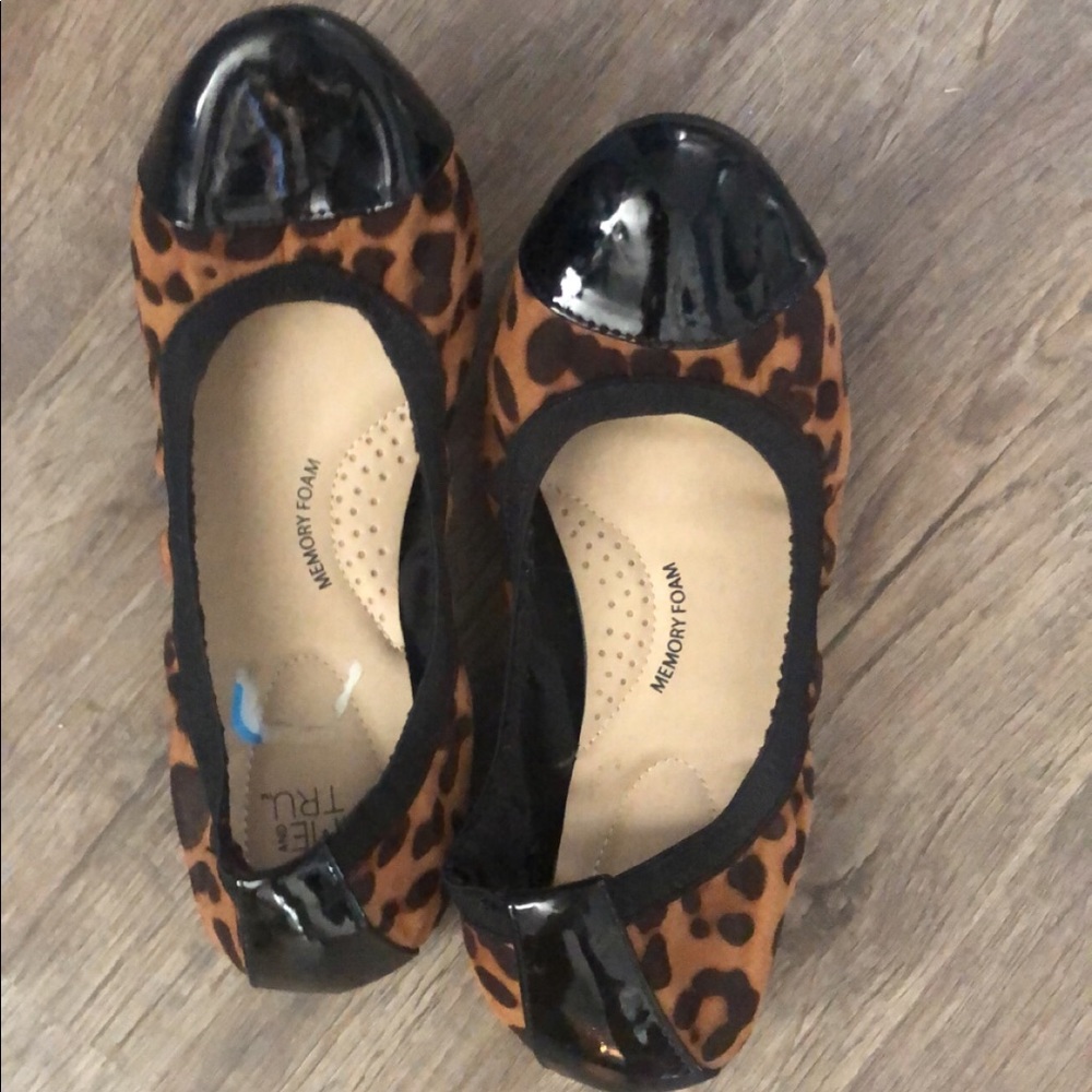 Women’s Flats